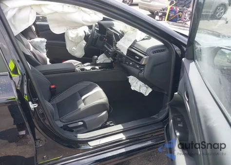 2025 Toyota Camry Se из США, поврежденный, VIN 4T1DAACK0SU593545